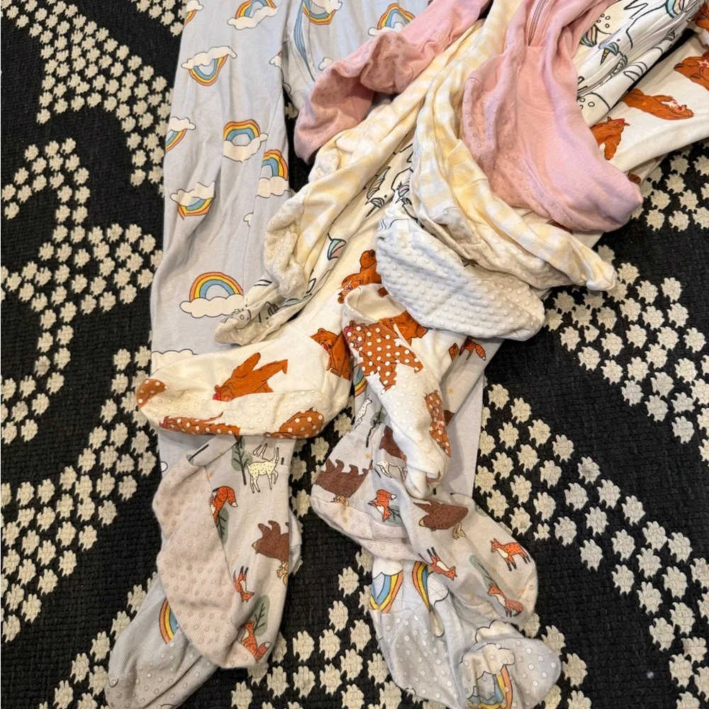 Girl or Boy Toddler Footed Onesies Toddler Pj's Lot OldNavy - Picture 8 of 8